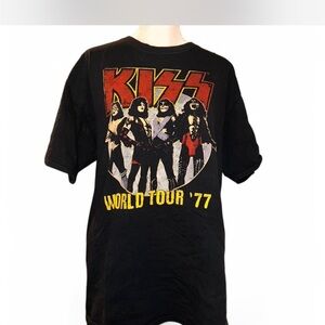 KISS Unisex Black World Tour '77 T-Shirt